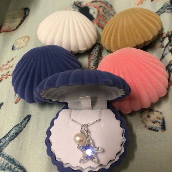 Stunning Freshwater Pearl and Swarovski necklace - Picture 6 of 6